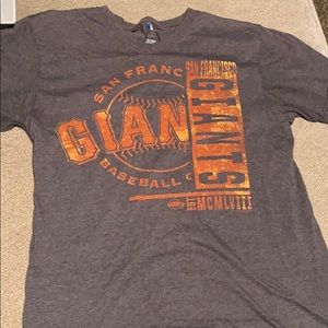 Giants T-shirt